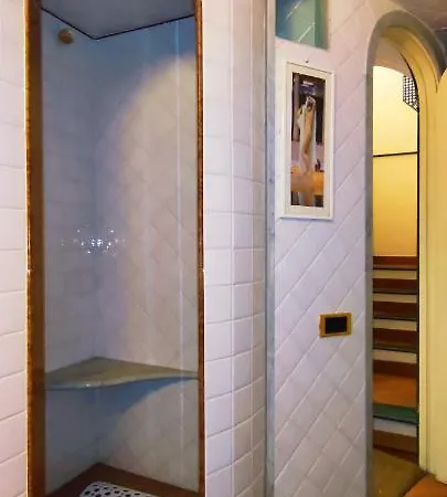 فندق مبيت وإفطار Piazza Cavour Guest House *