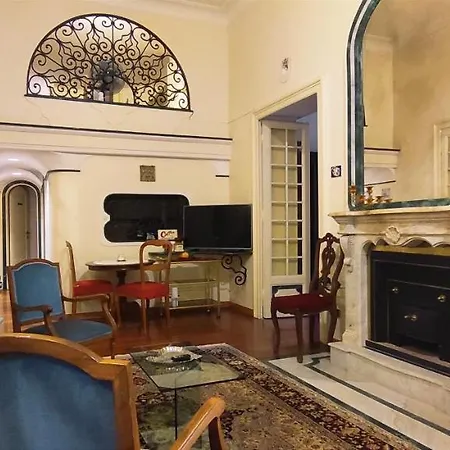 فندق مبيت وإفطار Piazza Cavour Guest House
